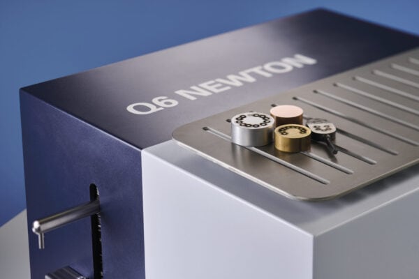 Q6 NEWTON detail Bruker OES Metal Analyser scaled